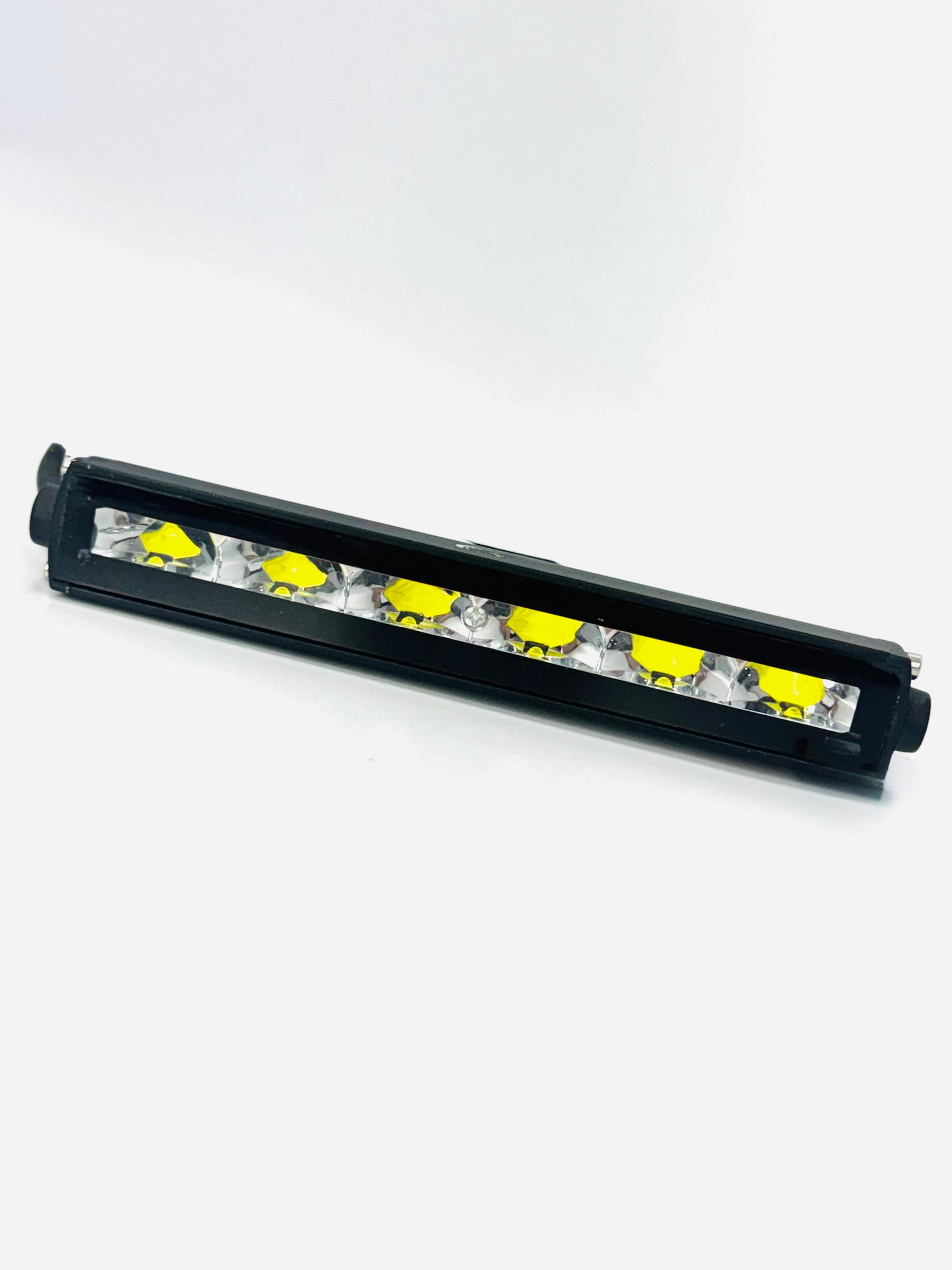 Accesorio de iluminación LED vehicular - referencia ELF-08