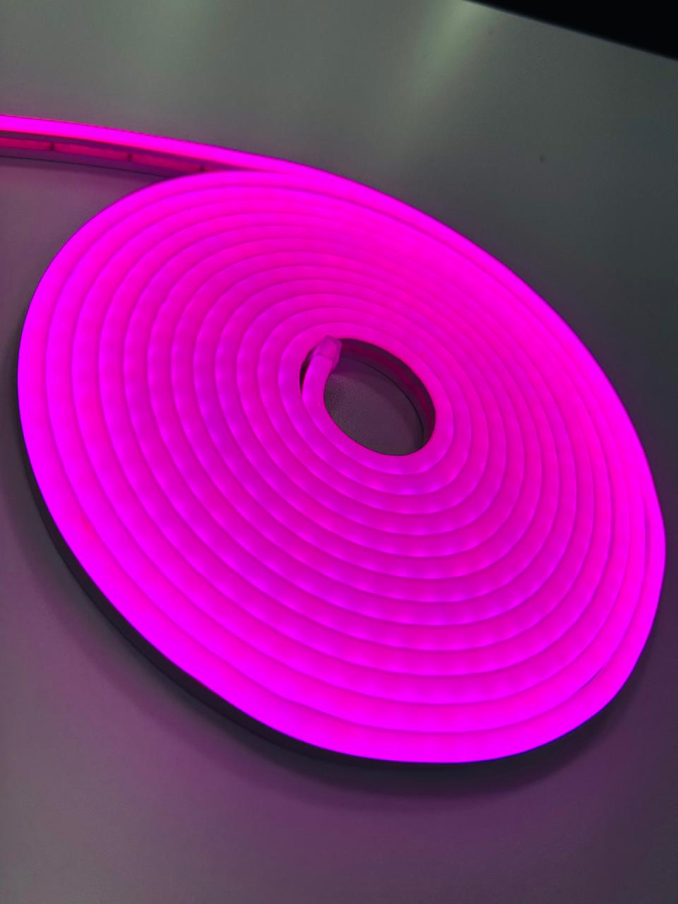 Cinta neón flexible LED para vehículo - modelo 01